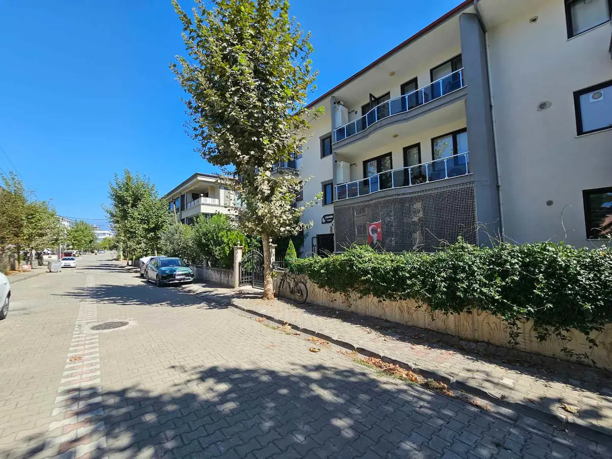 Yalova Merkez Bahçelievler Mah. Satılık 3+1 Daire, 120 m² - küçük fotoğraf 2