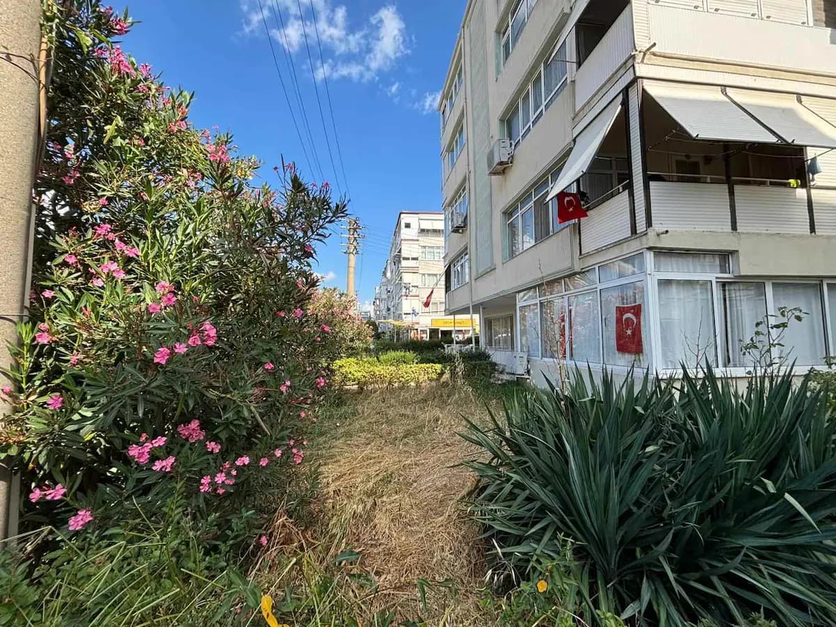 Çiftlikköy Sahil Mah. Satılık 2+1 Daire, 80 m² - küçük fotoğraf 21