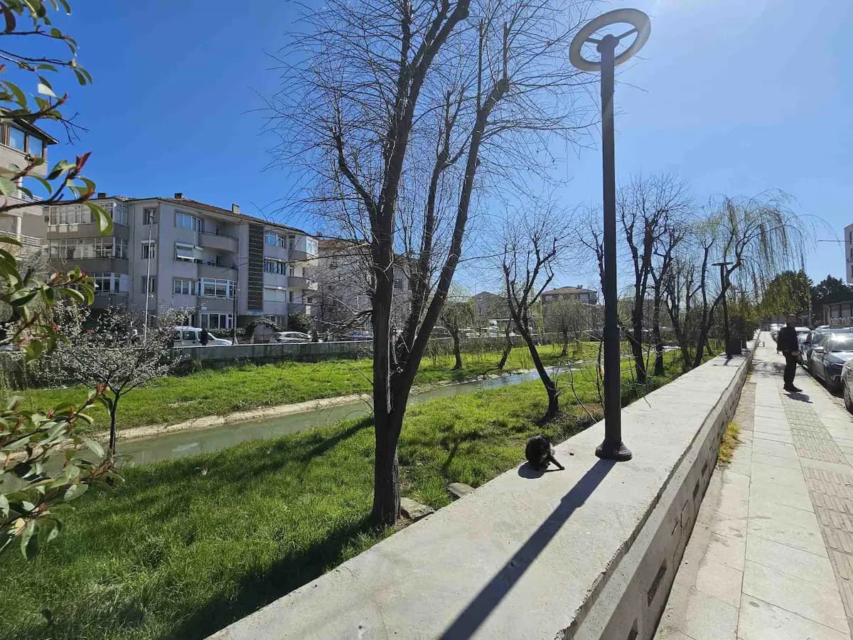 Yalova Merkez Bahçelievler Mah. Satılık 2+1 Daire, 100 m² - küçük fotoğraf 3