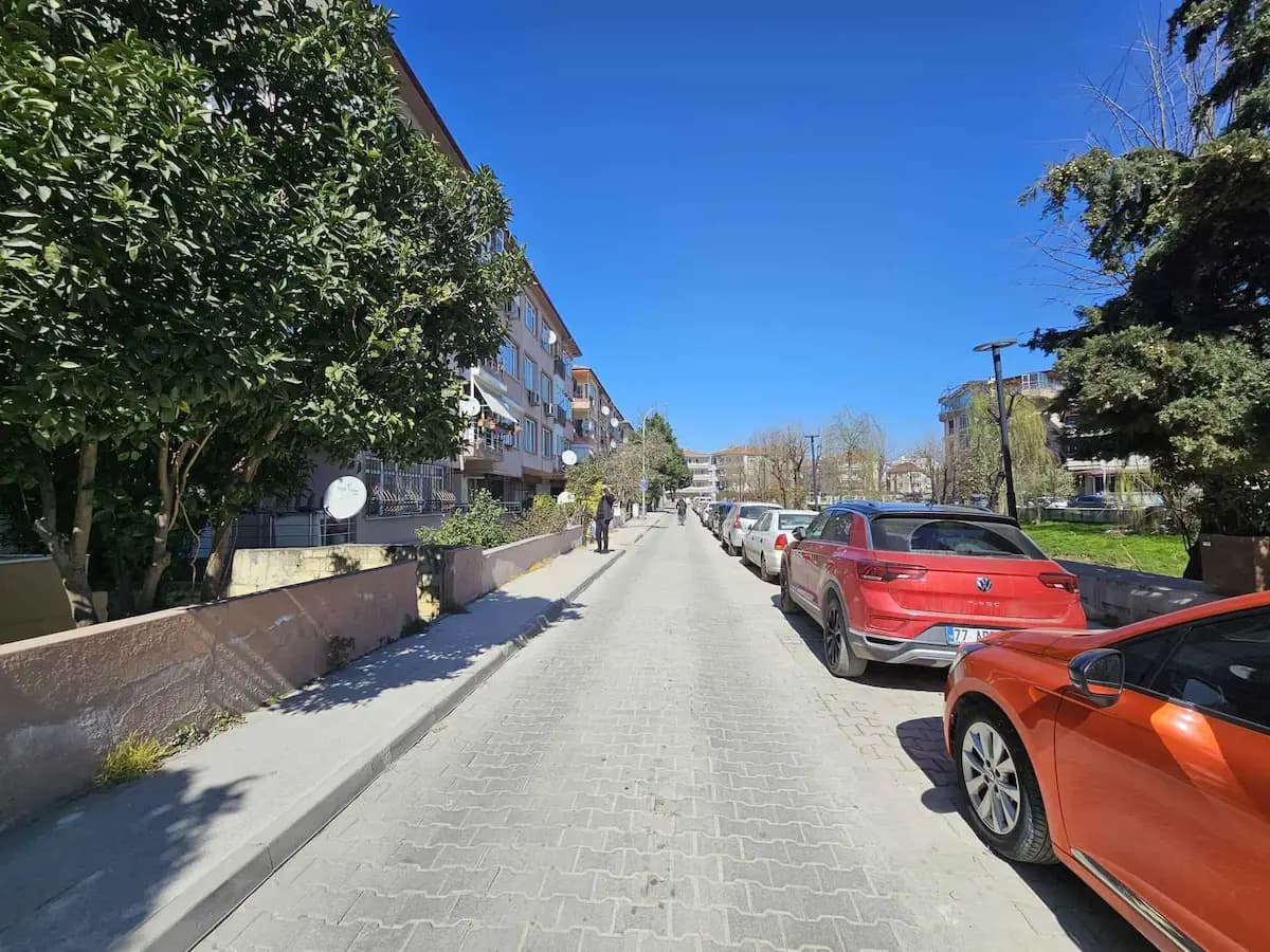 Yalova Merkez Bahçelievler Mah. Satılık 2+1 Daire, 100 m² - küçük fotoğraf 5