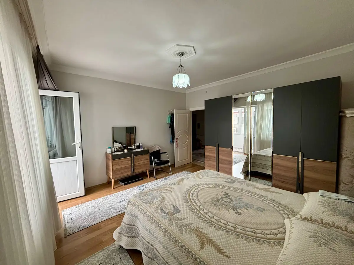 Çiftlikköy Çiftlik Mah. Satılık 2+1 Daire, 90 m² - küçük fotoğraf 4