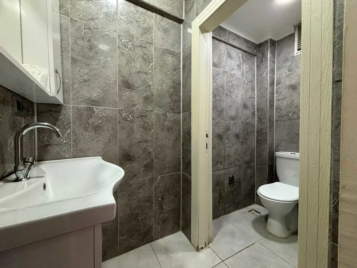 Yalova Merkez Bahçelievler Mah. Kiralık 3+1 Daire, 130 m² - küçük fotoğraf 32