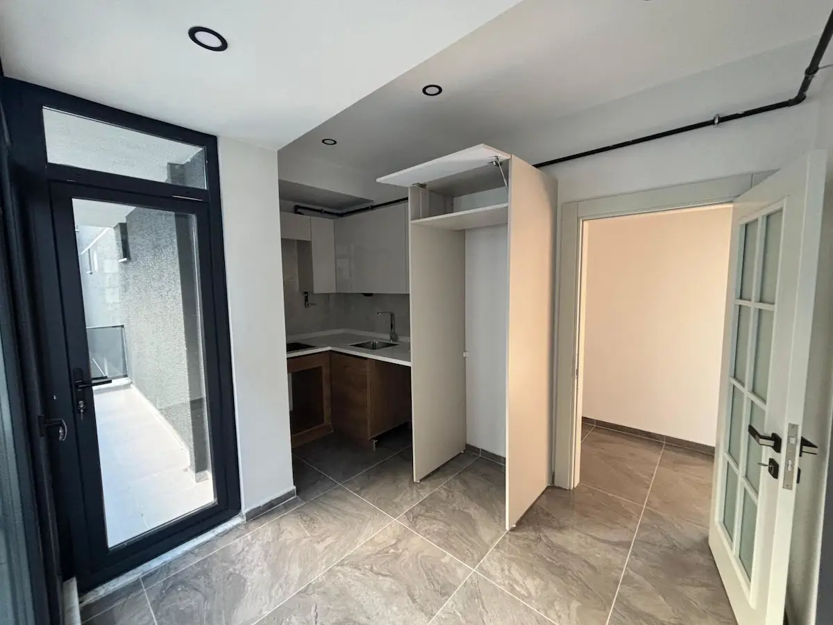 Çiftlikköy Sahil Mah. Satılık 2+1 Daire, 100 m² - küçük fotoğraf 12