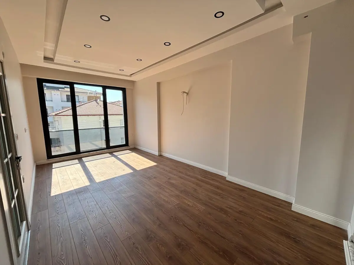 Çiftlikköy Sahil Mah. Satılık 2+1 Daire, 100 m² - küçük fotoğraf 4