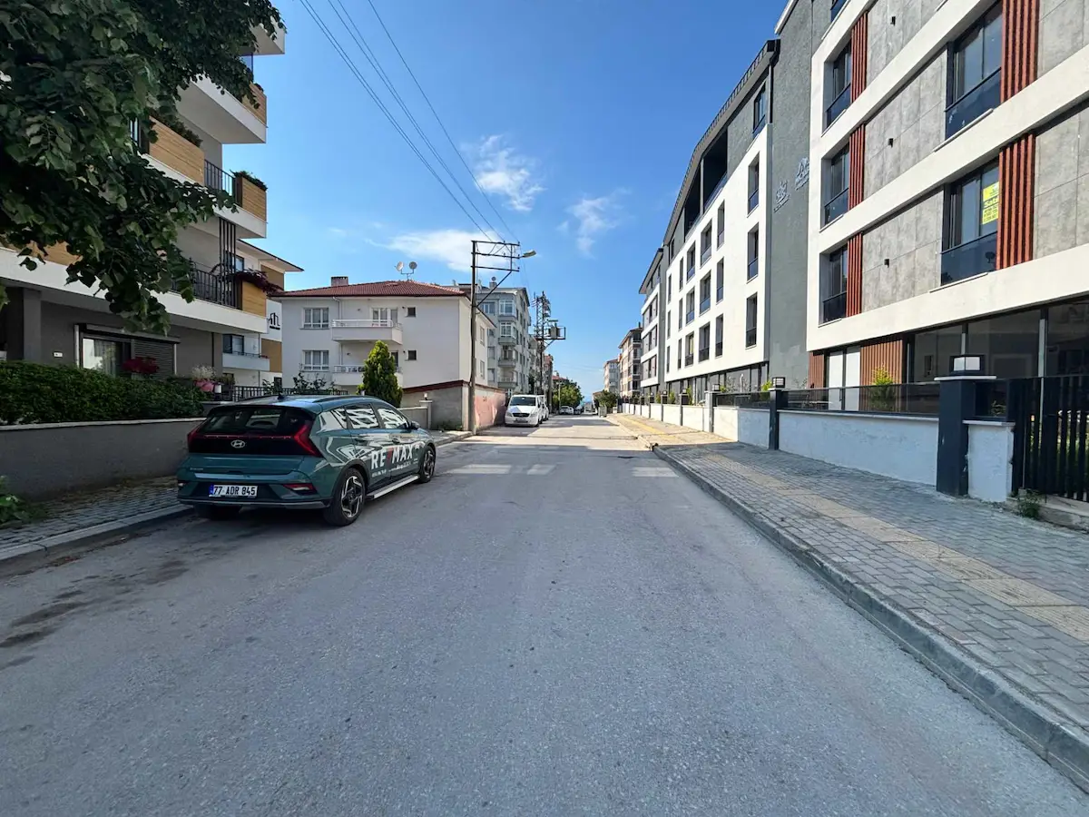 Çiftlikköy Sahil Mah. Satılık 2+1 Daire, 100 m² - küçük fotoğraf 21